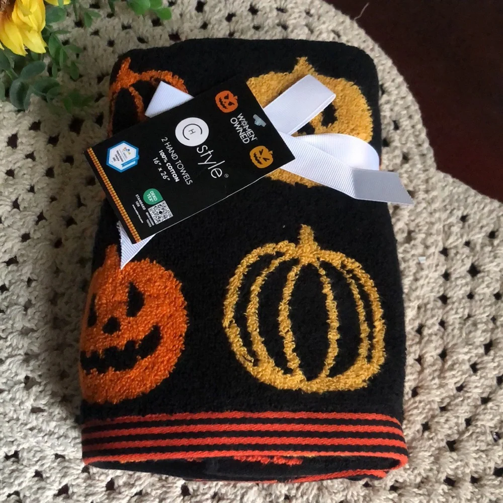 CH Style Halloween Pumpkin Hand Towels